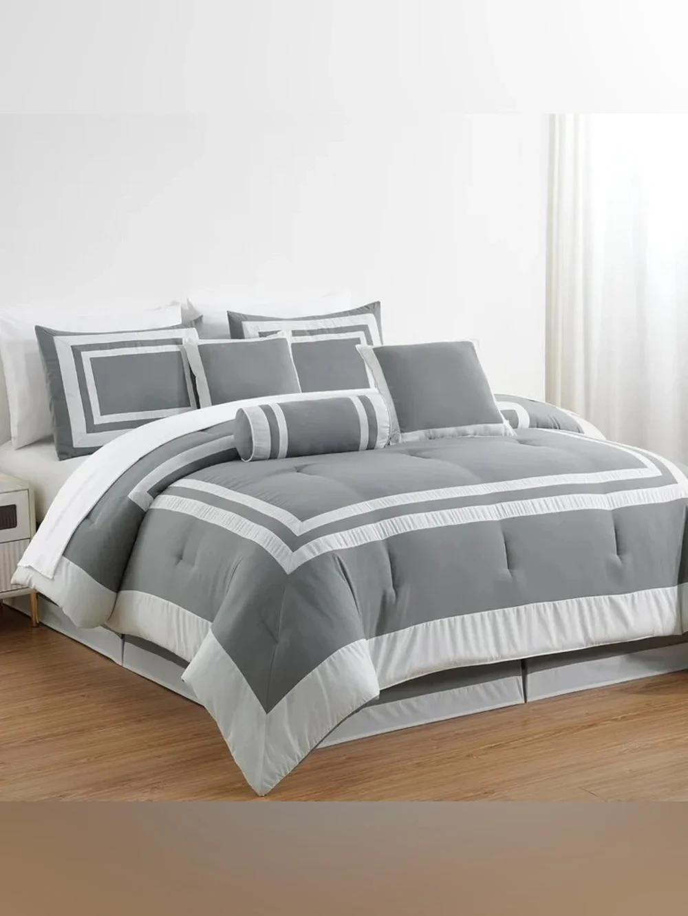 Gray and White Modern Geometric Comforter Set -